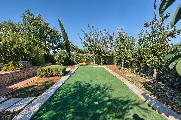 Vakantiehuis Villa Aldo with private pool by Wiibuk