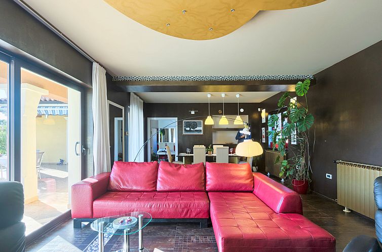 Vakantiehuis Villa Aldo with private pool by Wiibuk