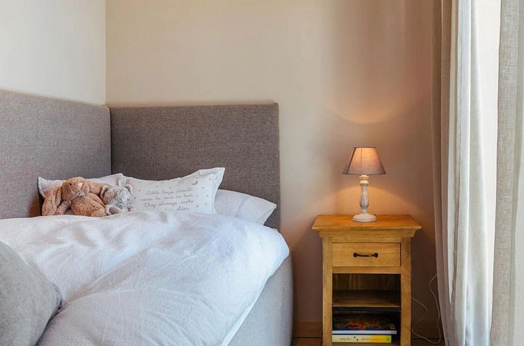 Vakantiehuis Villa Arabela mit 4 Schlafzimmern, in der Nähe