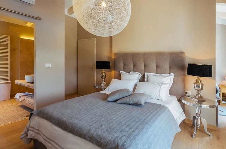 Vakantiehuis Villa Arabela mit 4 Schlafzimmern, in der Nähe