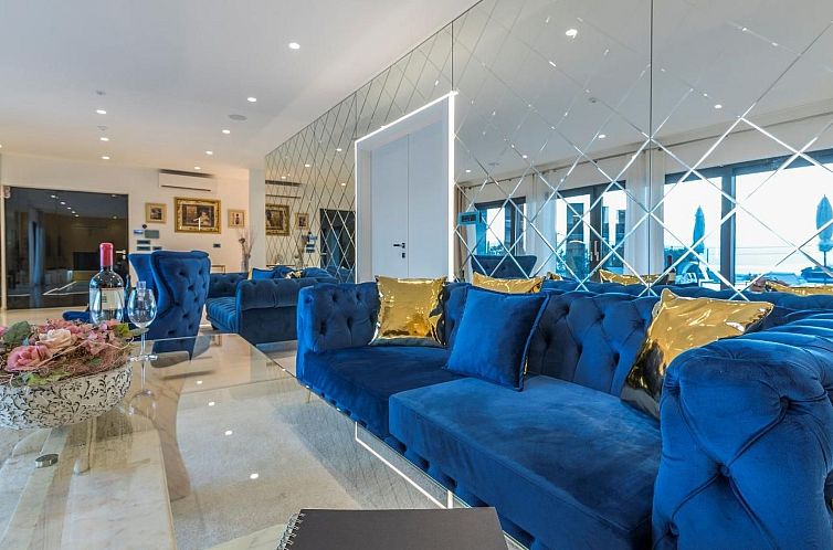 Vakantiehuis Villa Sara Kaštelir bei Poreč