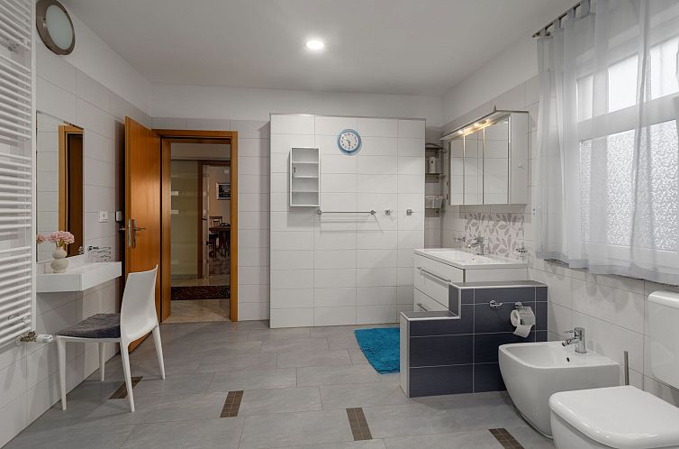 Vakantiehuis Ferienvilla 'Villa Sandra'