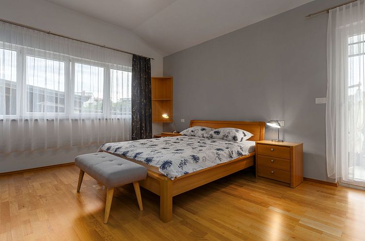 Vakantiehuis Ferienvilla 'Villa Sandra'