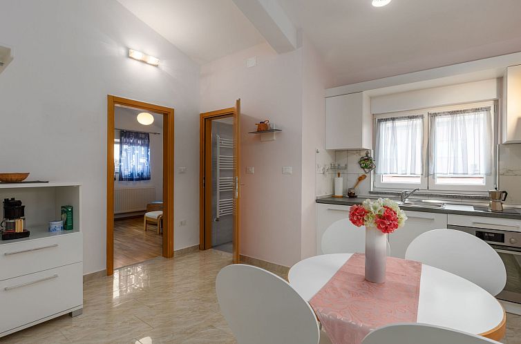 Vakantiehuis Ferienvilla 'Villa Sandra'