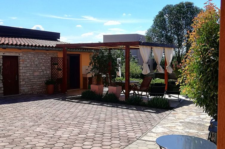 Vakantiehuis Haus Mirelia für zwei Personen mit Garten