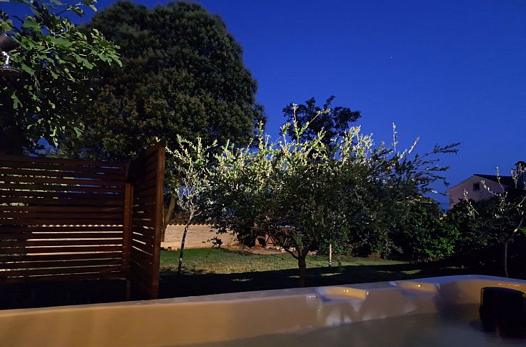 Vakantiehuis Haus Mirelia für zwei Personen mit Garten