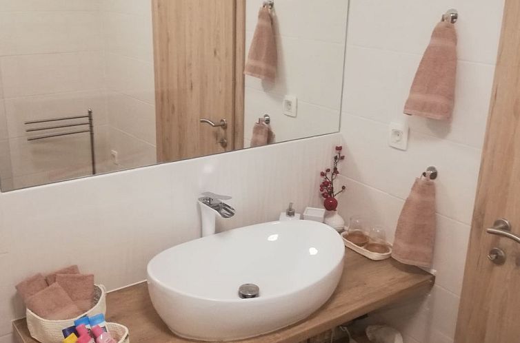 Vakantiehuis Haus Mirelia für zwei Personen mit Garten