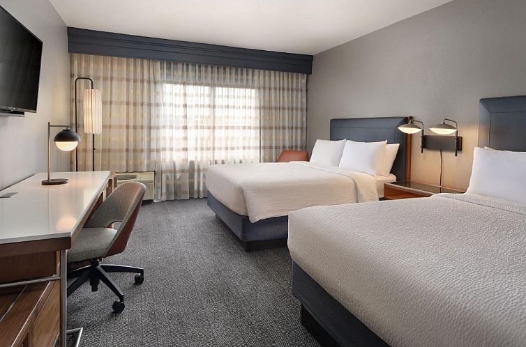 Courtyard Florence South Carolina