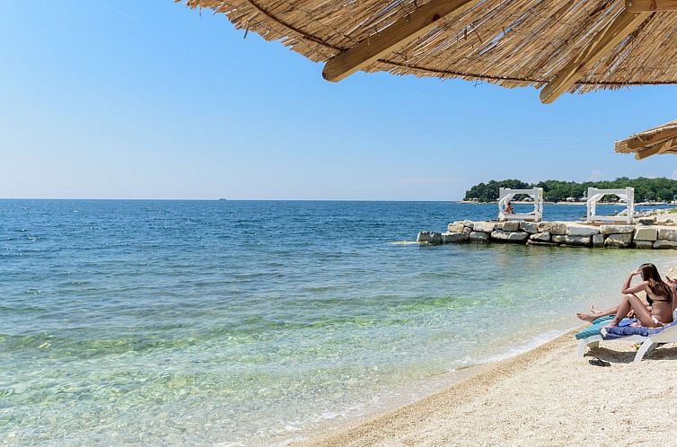 Appartement App Nirvana mit Garten in der Altstadt von Vrsar