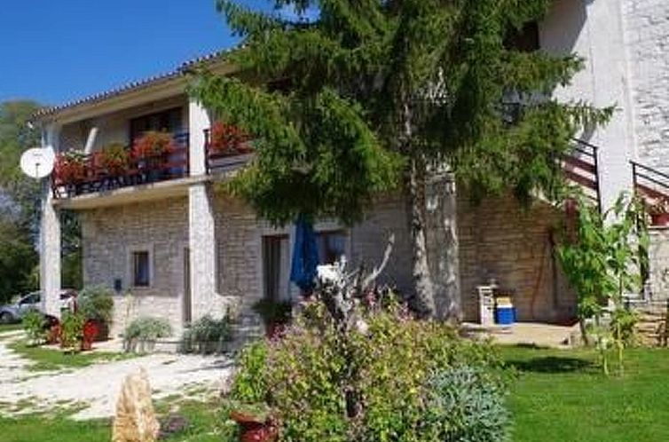 Appartement in malerischem istrischem Dorf