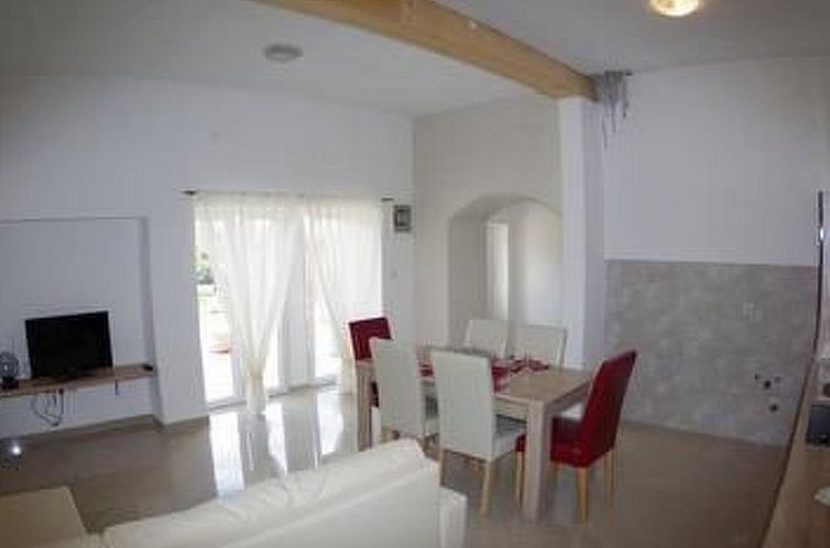 Appartement in malerischem istrischem Dorf