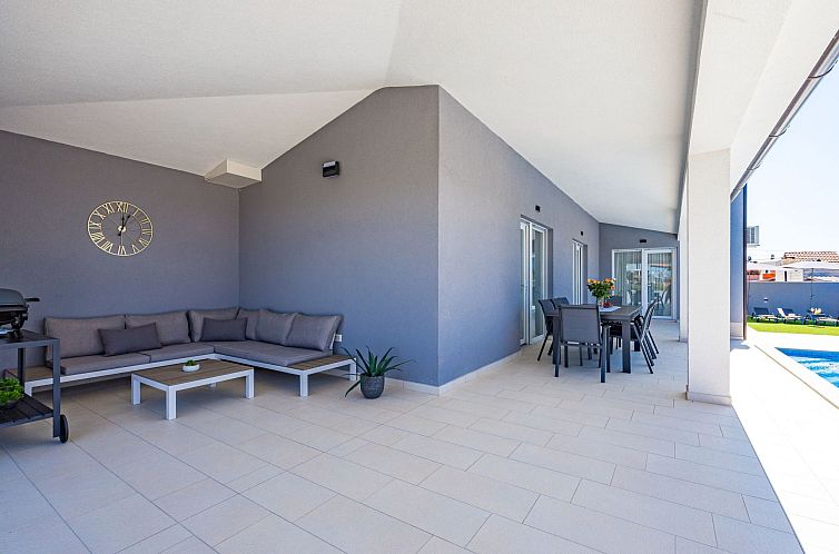 Vakantiehuis Villa Tea mit beheiztem Salzwasserpool