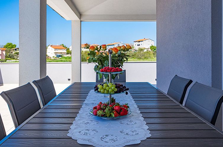 Vakantiehuis Villa Tea mit beheiztem Salzwasserpool