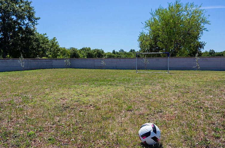 Appartement "Luxuriöse App. mit Pool"