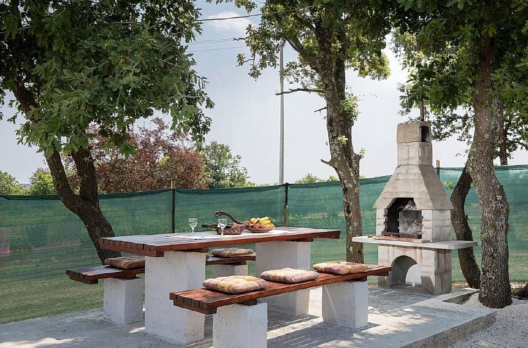 Appartement 3-Schlafzimmer-Wohnung mit Gemeinschaftspool