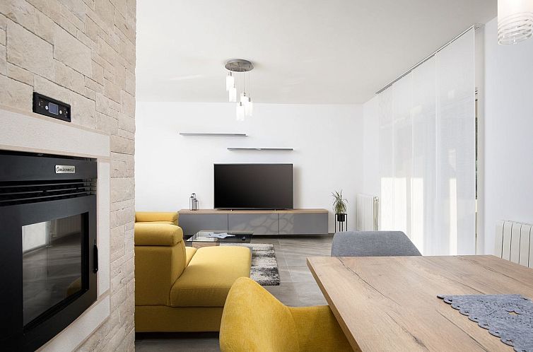 Appartement 3-Schlafzimmer-Wohnung mit Gemeinschaftspool