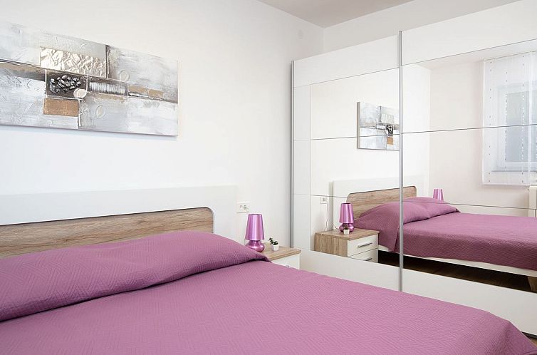 Appartement 3-Schlafzimmer-Wohnung mit Gemeinschaftspool