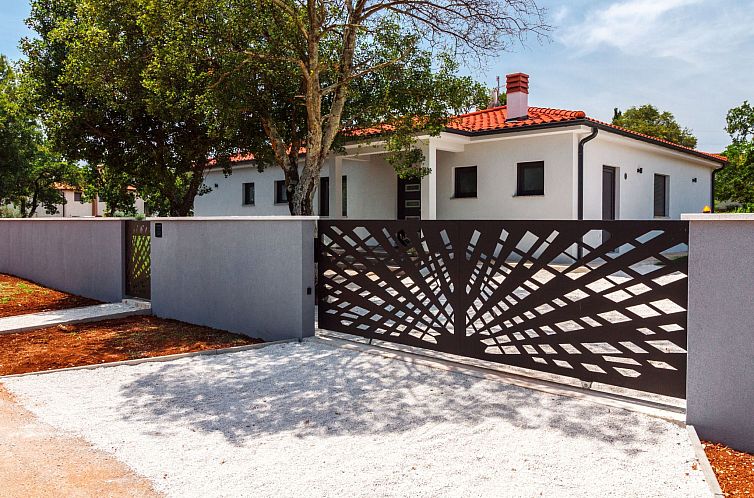 Vakantiehuis Moderne Villa bei Barban