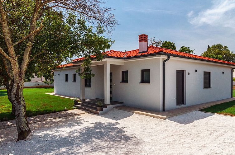 Vakantiehuis Moderne Villa bei Barban