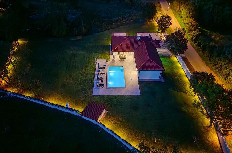 Vakantiehuis Moderne Villa bei Barban