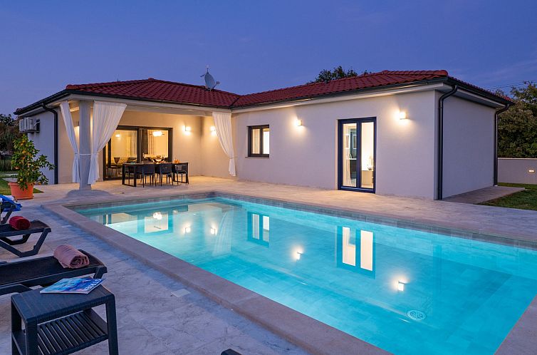 Vakantiehuis Moderne Villa bei Barban