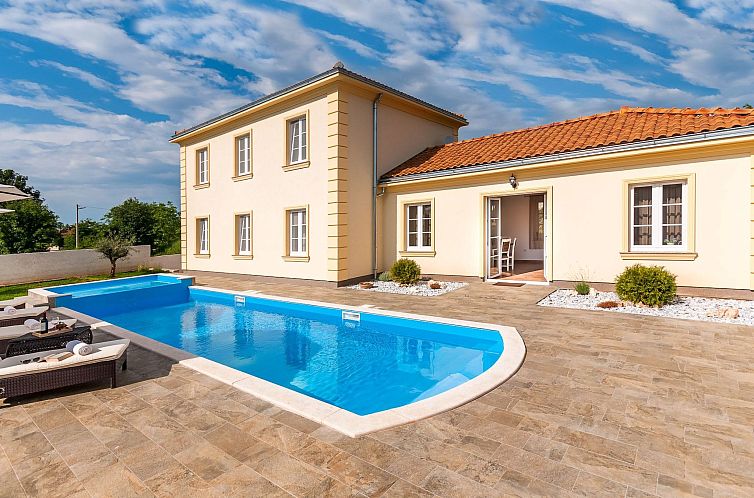Vakantiehuis "Jakov"