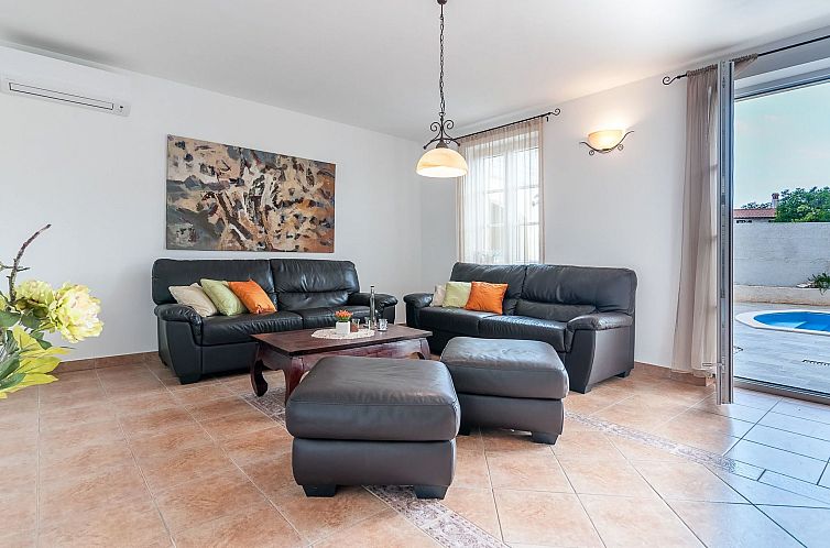 Vakantiehuis "Jakov"