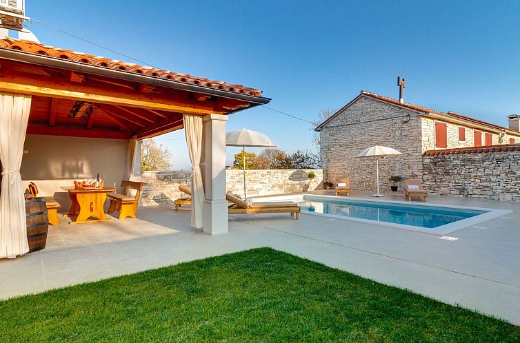 Vakantiehuis "Villa Nima" mit privatem Pool