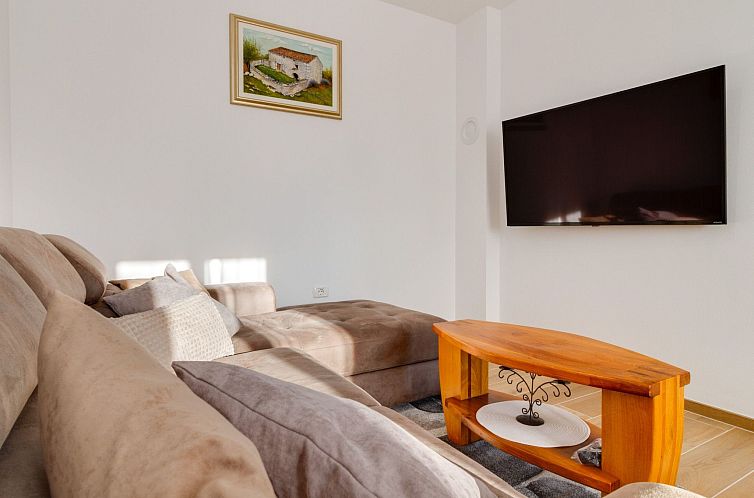 Vakantiehuis "Villa Nima" mit privatem Pool