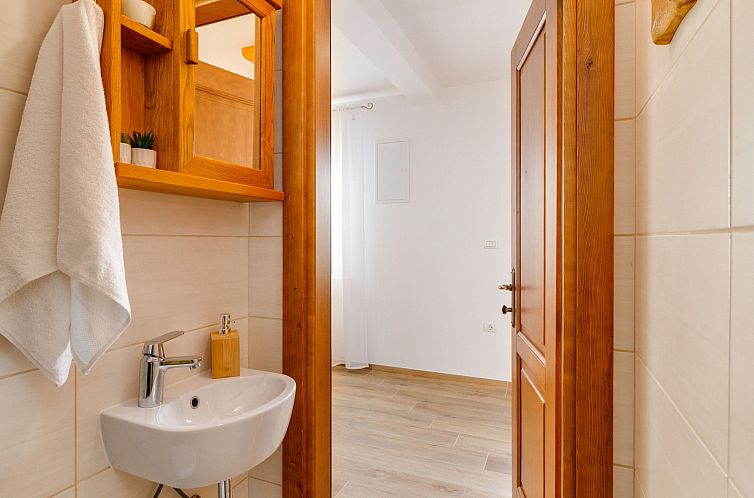 Vakantiehuis "Villa Nima" mit privatem Pool