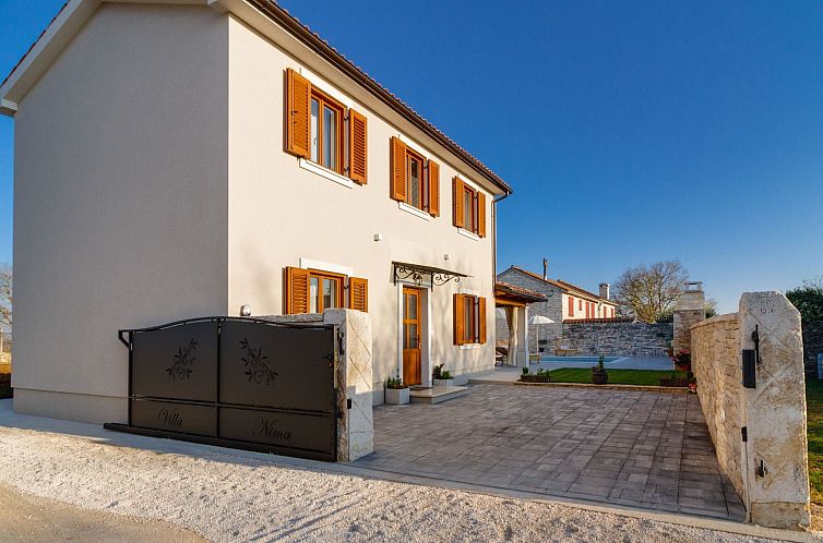 Vakantiehuis "Villa Nima" mit privatem Pool