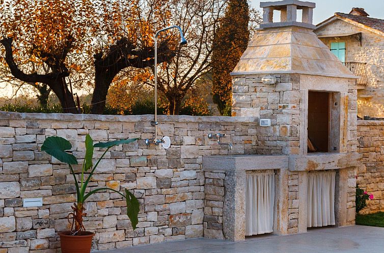 Vakantiehuis "Villa Nima" mit privatem Pool