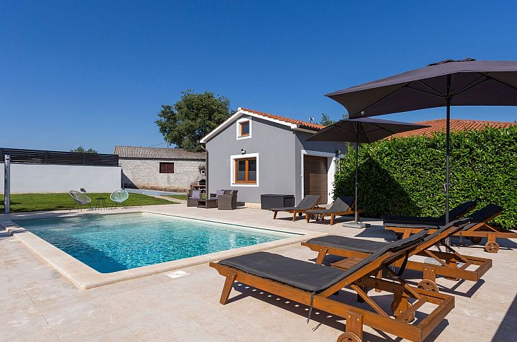 Vakantiehuis Villa Anavi mit privatem Pool und großem Garte