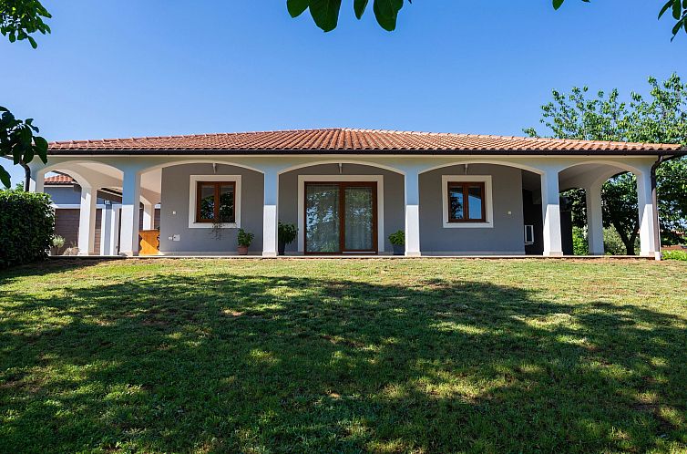 Vakantiehuis Villa Anavi mit privatem Pool und großem Garte