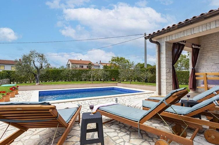 Vakantiehuis "Villa Mirela" mit Terrasse