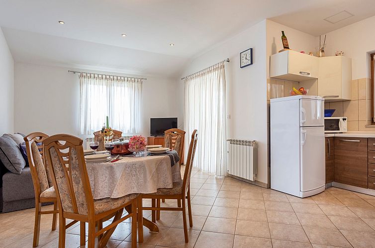 Vakantiehuis "Villa Mirela" mit Terrasse