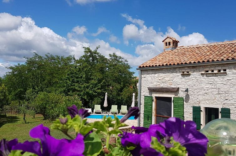 Vakantiehuis in Bratulići mit Privatem Pool