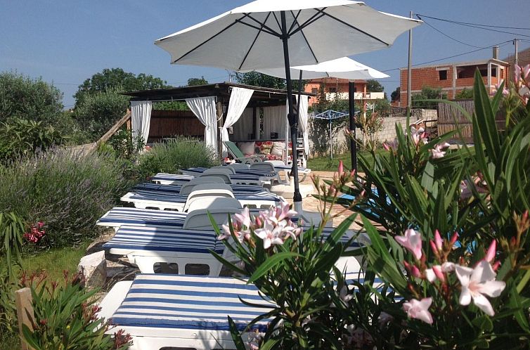 Vakantiehuis in Bratulići mit Privatem Pool
