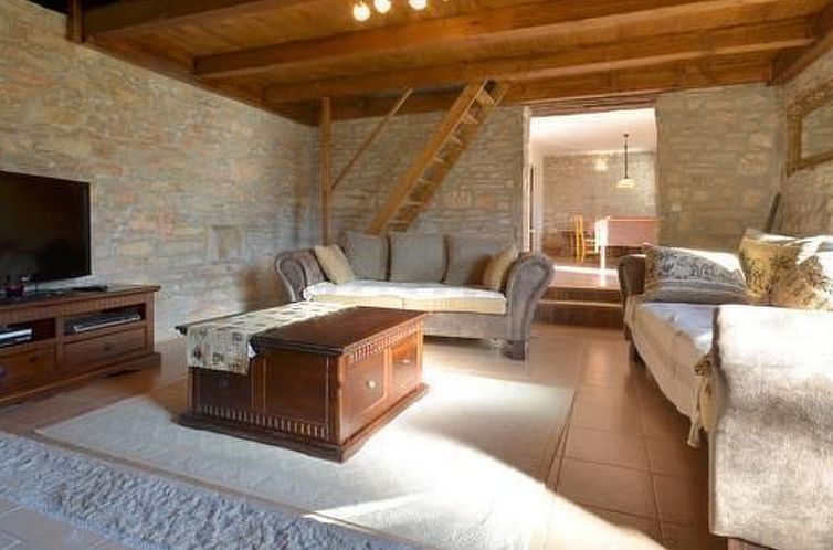 Vakantiehuis in Bratulići mit Privatem Pool