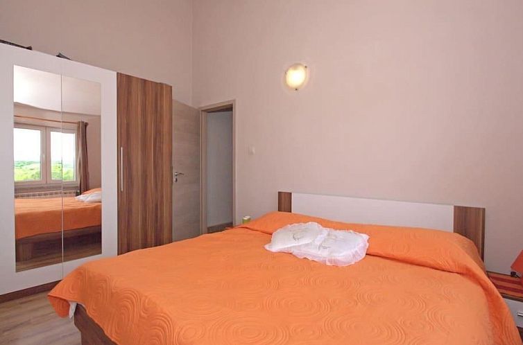 Appartement 3-Schlafzimmer-Wohnung mit Gemeinschaftspool