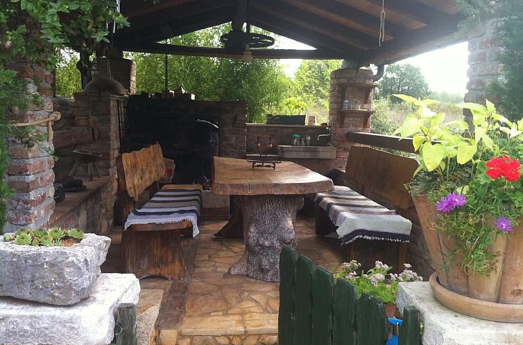 Vakantiehuis Ferienvilla Lucia mit Pool und eigenem Tennispl