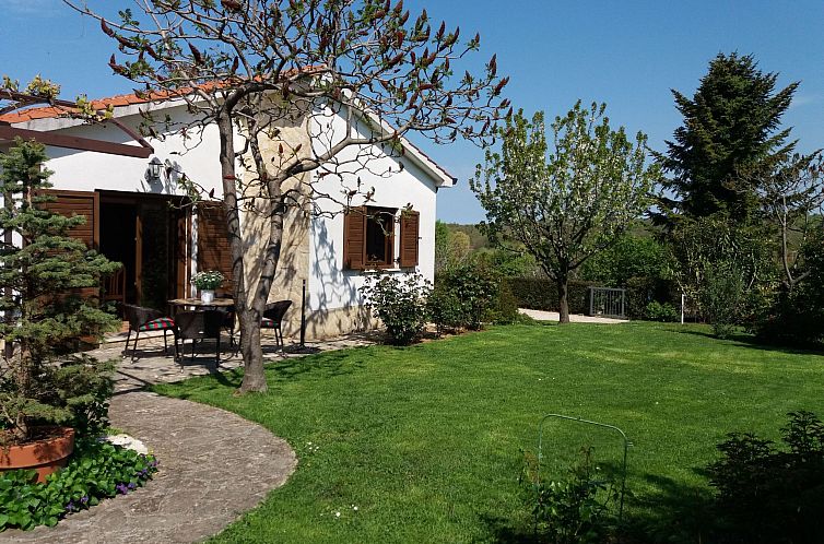 Vakantiehuis Freistehender Bungalow Perla mit Garten und Gri