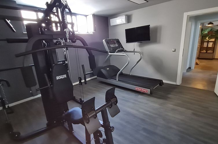 Vakantiehuis Villa "Val 22" mit Pool, Fitness und Sauna