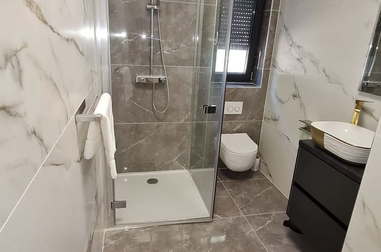 Vakantiehuis Villa "Val 22" mit Pool, Fitness und Sauna