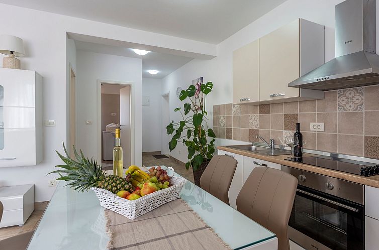 Appartement Schöne Wohnung Funtana Nr.1
