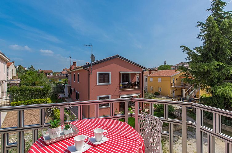 Appartement in Funtana mit Grill