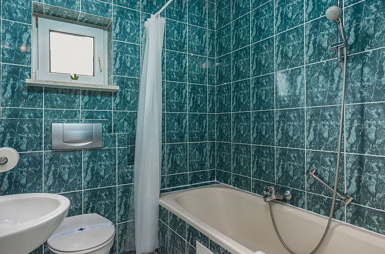 Appartement Gemütliches Appartement in Funtana mit Grill