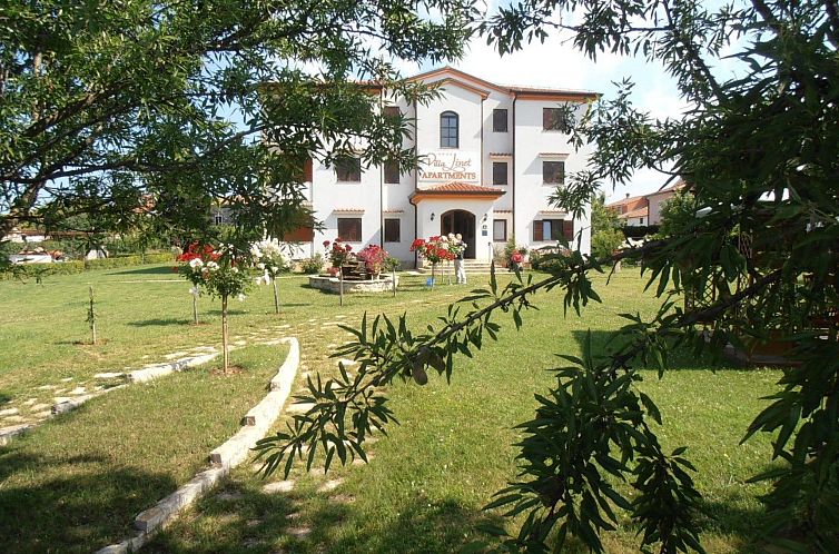 Appartement Villa Linet 8.