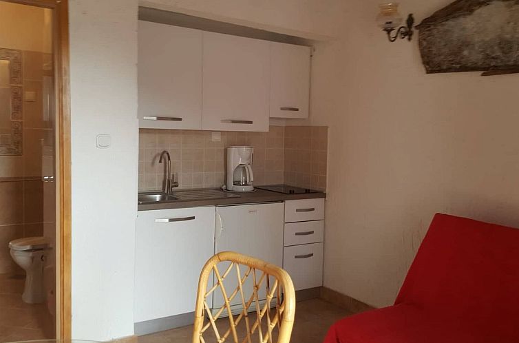 Appartement Kleine Wohnung mit schönem Balkon