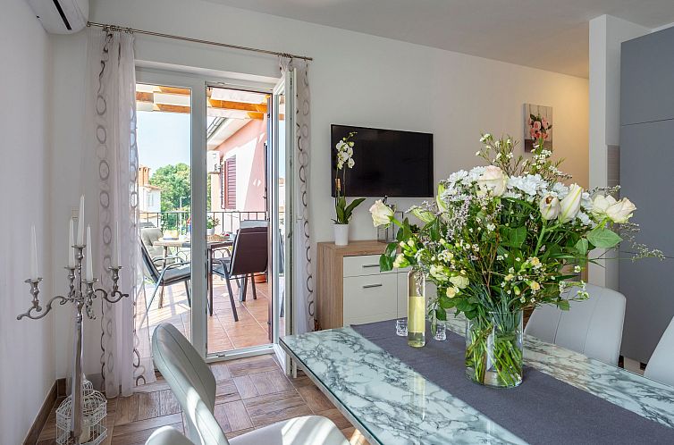 Appartement Schöne Wohnung Funtana Nr.2